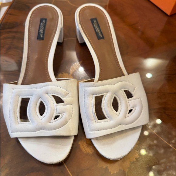 Dolce &Gabvana DG cutout logo sandals block heel Sz 39.5 USA Sz 9.5 - Picture 2 of 16